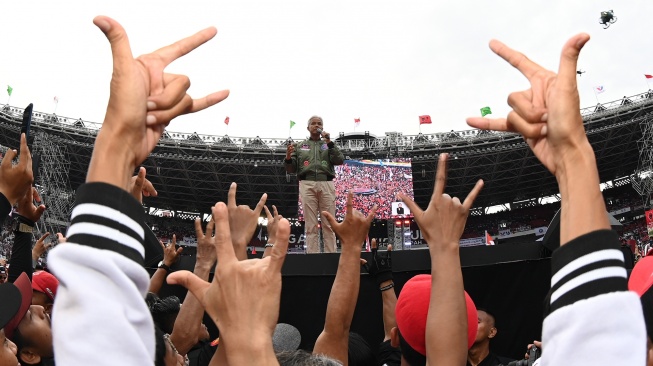 Kemeriahan Konser Salam Metal Ganjar-Mahfud pada GBK