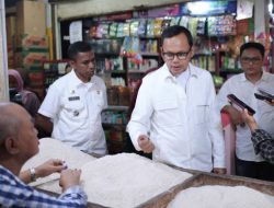 Bima Arya Sidak Pasar Pastikan Stok Beras Aman Menjelang Ramadhan