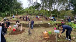 FKPCH dan AQUA Kolaborasi Tanam Pohon di Cisadane Hulu untuk Jaga Sumber Air